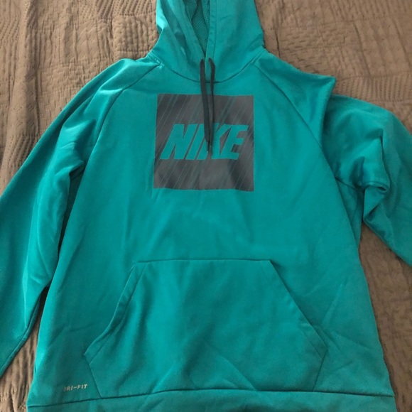 nike box logo hoodie